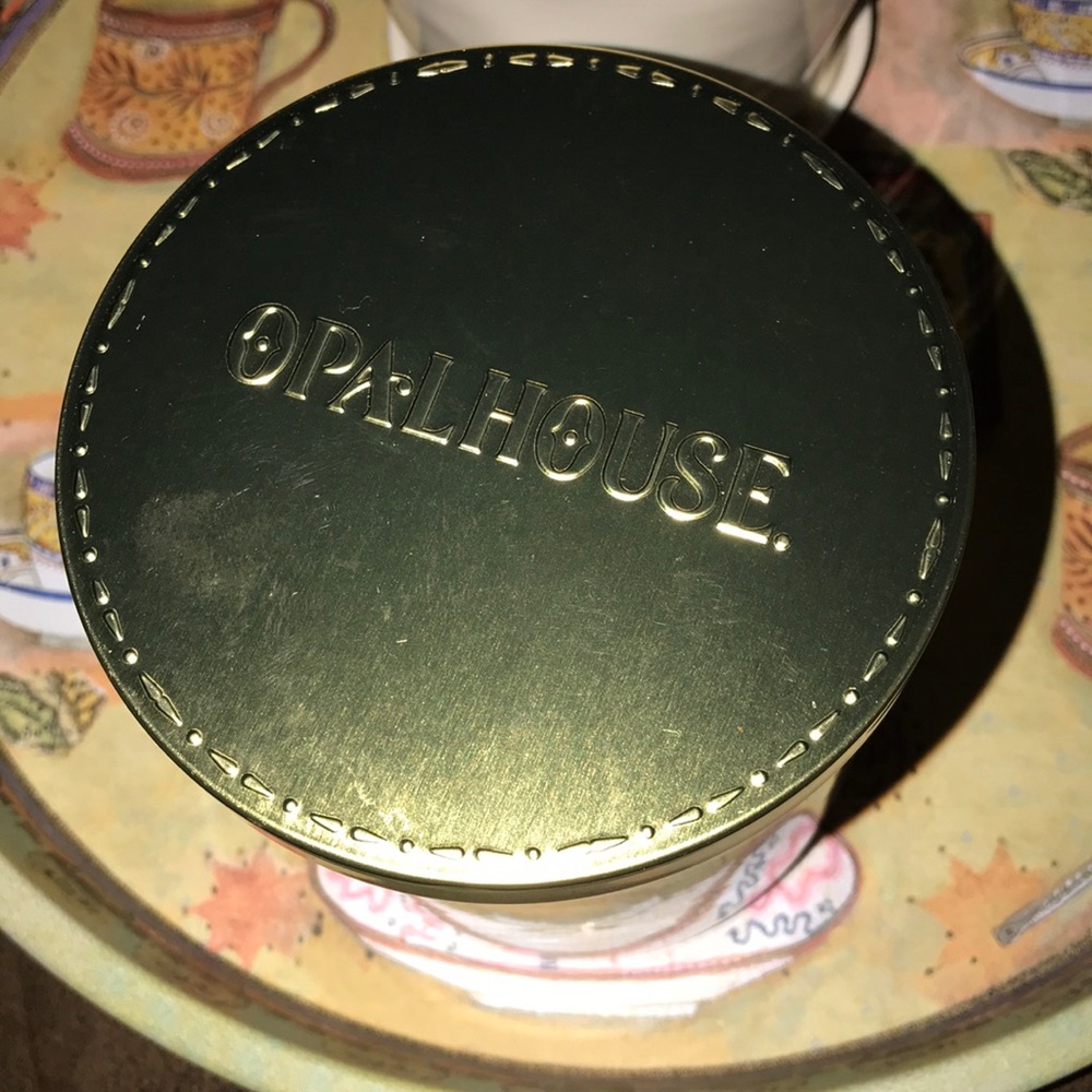 NWT Gardenia Lotus 2 wick candle by Opalhouse - Picture 7 of 9